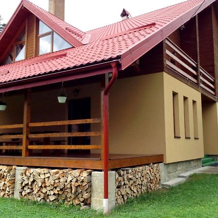 Гостьовий Дім Tauer Tatariw Exterior foto